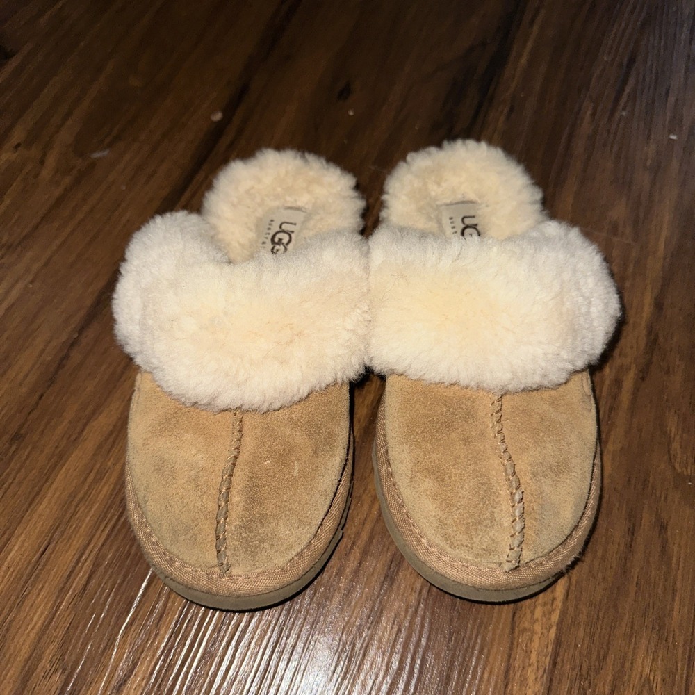 UGG Cozy II Chestnut Brown Slippers Shoes Wool Lining Kid's Unisex Size 12
